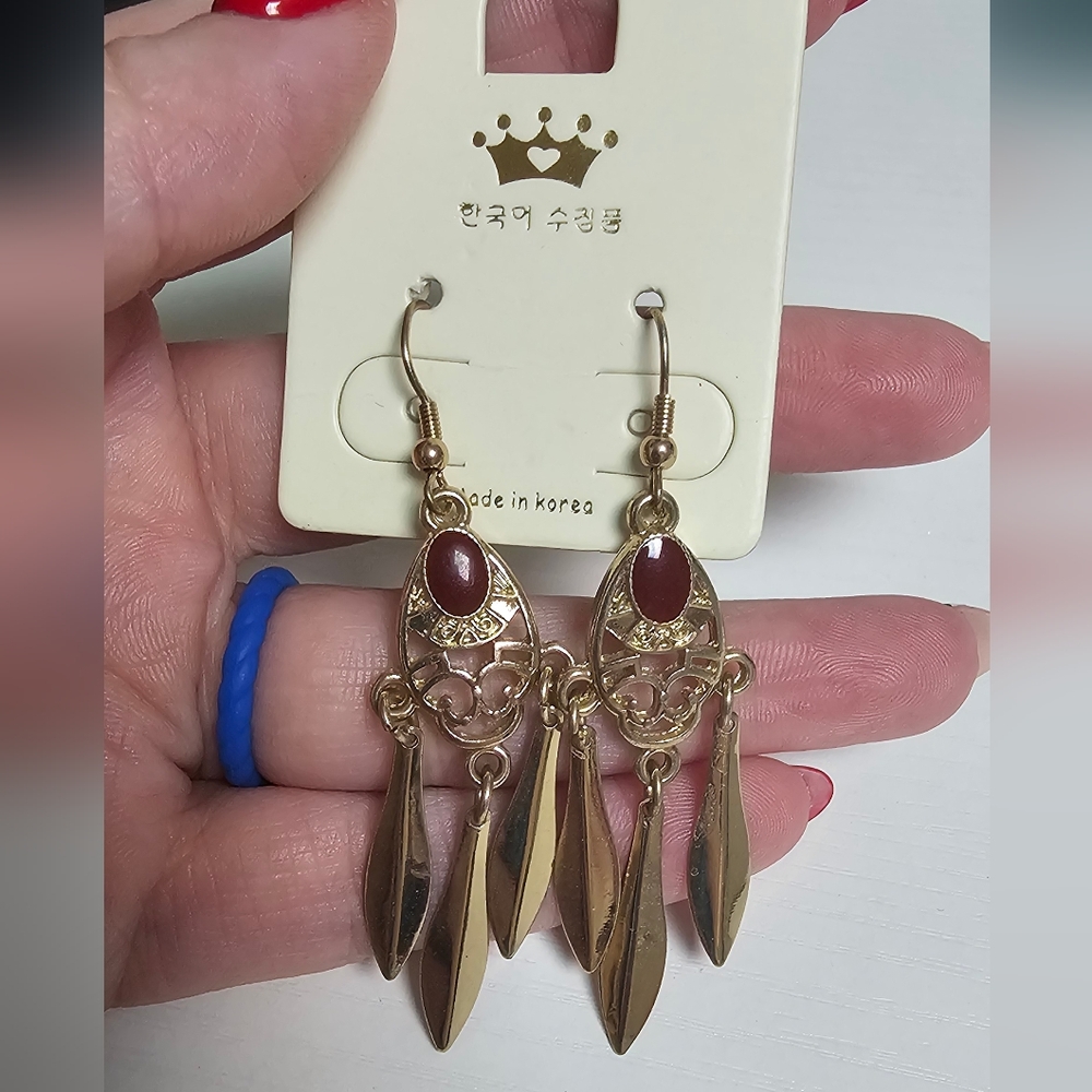 Elegant Gold‎ and Red Dangle Earrings